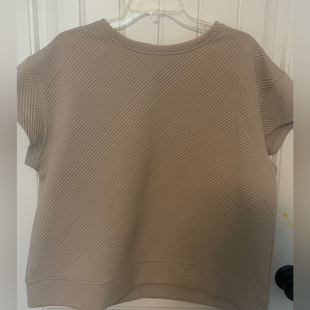 Elegant Textured Short Sleeve Women's Top